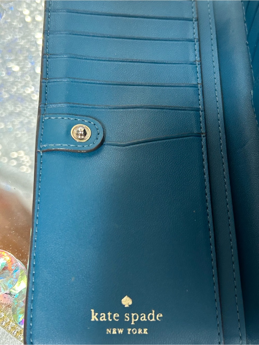 kate spade Teal Saffiano Leather Zip Wallet w/Gold Logo Approx. 6.5 x 3.5 - Picture 7 of 8